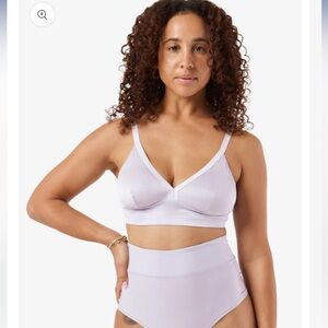 NWOT Bodily Effortless Bra (postpartum)